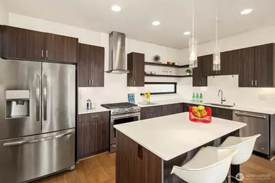 3211 California Avenue SW, Seattle, WA 98116 - Photo 18