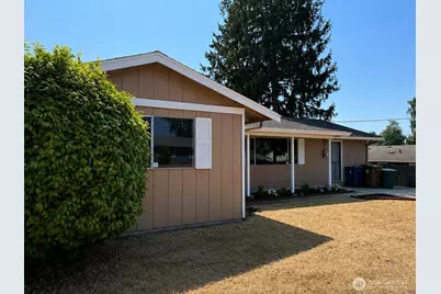 5250 Dahl Drive, Tacoma, WA 98406 - Photo 2