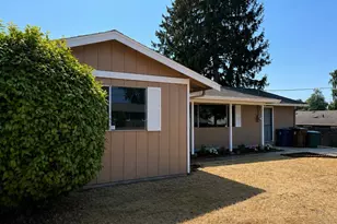 5250 Dahl Dr, Tacoma, WA 98406 - Photo 2