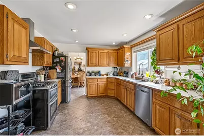 12110 29th Avenue SE, Everett, WA 98208 - Photo 14