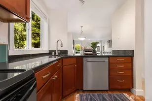8615 238th Street SW, Edmonds, WA 98026 - Photo 10