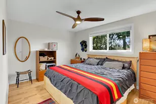 5625 SW Teig Pl, Seattle, WA 98116 - Photo 16