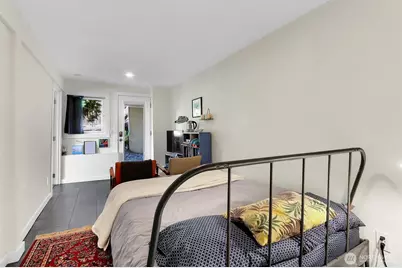 5625 SW Teig Place, Seattle, WA 98116 - Photo 24