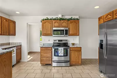 615 S 21st Avenue, Yakima, WA 98908 - Photo 8