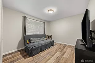 20215 189th Ave Ct E, Orting, WA 98360 - Photo 28