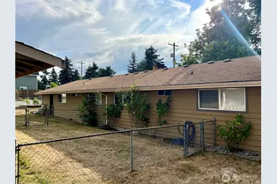1004 15th Avenue, Milton, WA 98354 - Photo 4