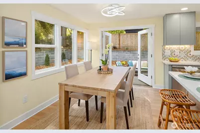 9119 17th Avenue NE, Seattle, WA 98115 - Photo 8