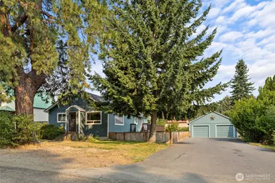 407 W Utah Street, Roslyn, WA 98941 - Photo 2