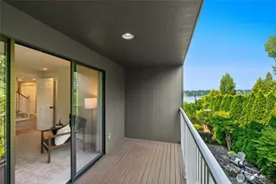 12530 Holmes Point Dr NE, Kirkland, WA 98034 - Photo 14