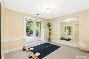 12530 Holmes Point Dr NE, Kirkland, WA 98034 - Photo 26