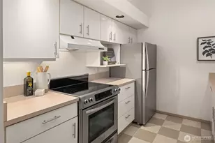 2030 Western Ave, Seattle, WA 98121 - Photo 12