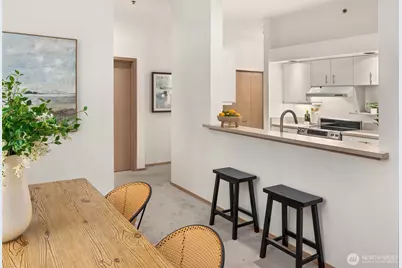 2030 Western Avenue #713, Seattle, WA 98121 - Photo 8