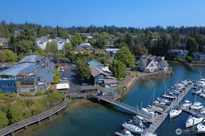 141 Parfitt Way SW #C52, Bainbridge Island, WA 98110 - Photo 20