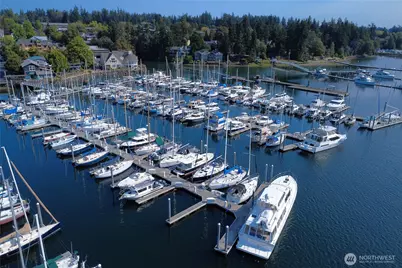 141 Parfitt Way SW #C52, Bainbridge Island, WA 98110 - Photo 16