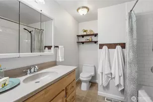 20710 11th Dr SE, Bothell, WA 98012 - Photo 20