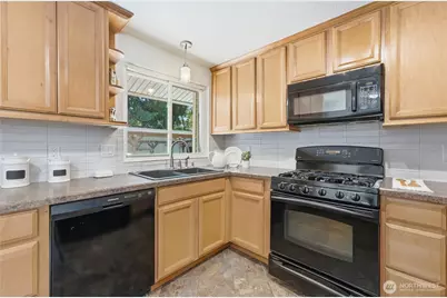 20710 11th Drive SE, Bothell, WA 98012 - Photo 10