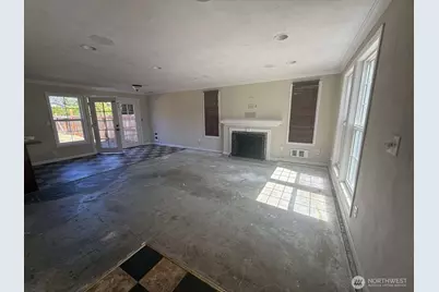 417 161st Street Court E, Tacoma, WA 98445 - Photo 10