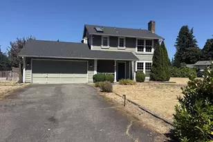 417 161st St Ct E, Tacoma, WA 98445 - Photo 2
