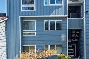 4120 212th St SW, Mountlake Terrace, WA 98043 - Photo 2