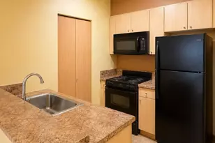 668 S Lane St, Seattle, WA 98104 - Photo 8