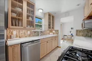 2145 N 146th St, Shoreline, WA 98133 - Photo 20