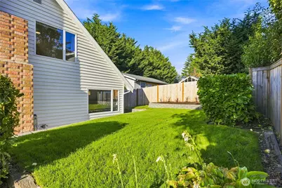 502 3rd Avenue N, Edmonds, WA 98020 - Photo 30