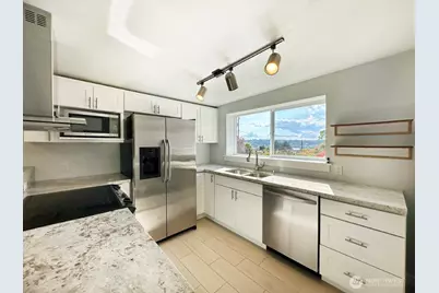 300 NW 47th Street #ADU, Seattle, WA 98107 - Photo 6