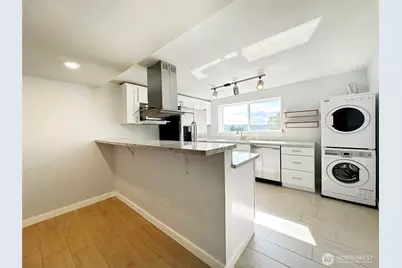 300 NW 47th Street #ADU, Seattle, WA 98107 - Photo 4
