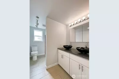 300 NW 47th Street #ADU, Seattle, WA 98107 - Photo 10
