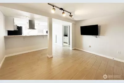300 NW 47th Street #ADU, Seattle, WA 98107 - Photo 8