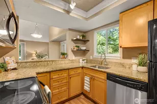 10842 NE 148th Ln, Bothell, WA 98011 - Photo 20