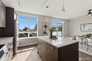 6800 Greenwood Ave N, Seattle, WA 98103 - Photo 10