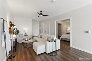 6800 Greenwood Ave N, Seattle, WA 98103 - Photo 4