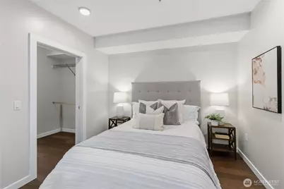 6800 Greenwood Avenue N #303, Seattle, WA 98103 - Photo 12