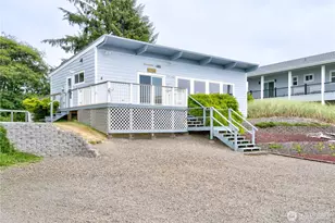 35200 J Pl, Ocean Park, WA 98640 - Photo 2