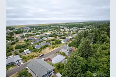 35200 J Place, Ocean Park, WA 98640 - Photo 4