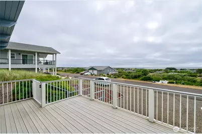 35200 J Place, Ocean Park, WA 98640 - Photo 18