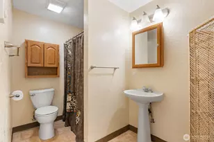 241 Buland Dr, Castle Rock, WA 98611 - Photo 18