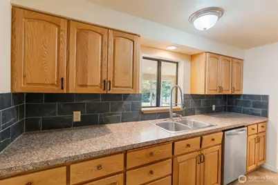 241 Buland Drive, Castle Rock, WA 98611 - Photo 12