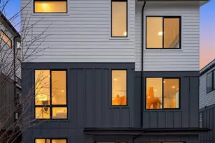 4407 2nd Ave NE, Seattle, WA 98105 - Photo 1