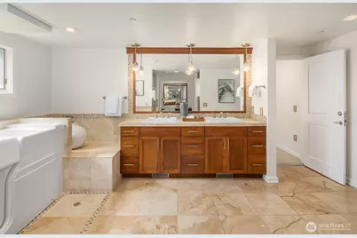 4817 Lake Washington Boulevard NE #6, Kirkland, WA 98033 - Photo 26