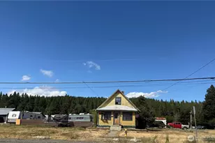 719 E 2nd St, Cle Elum, WA 98922 - Photo 4