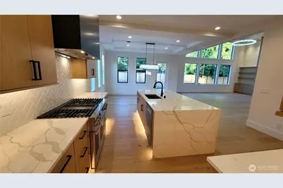 16906 NE 14th Street, Bellevue, WA 98008 - Photo 14