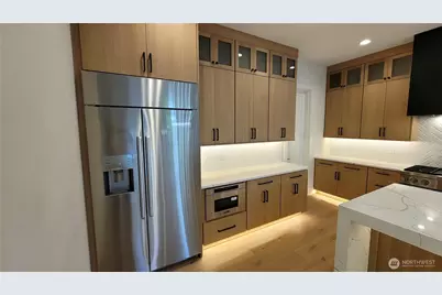 16906 NE 14th Street, Bellevue, WA 98008 - Photo 16