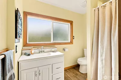 218 Evergreen Street, Mount Vernon, WA 98273 - Photo 18