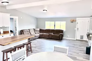 320 E Lonesome Creek Rd, Shelton, WA 98584 - Photo 6