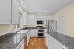 2010 26th Pl SE, Puyallup, WA 98372 - Photo 14