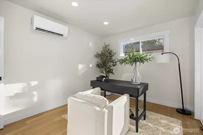 14308 Roslyn Place N, Seattle, WA 98133 - Photo 20