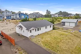 31810 I St, Ocean Park, WA 98640 - Photo 2
