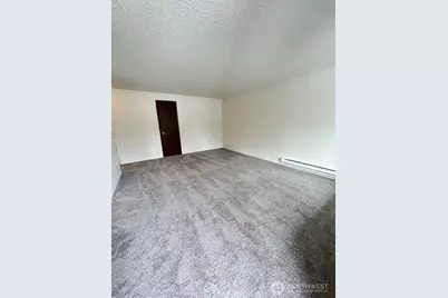 500 75th Street SE #06, Everett, WA 98203 - Photo 4